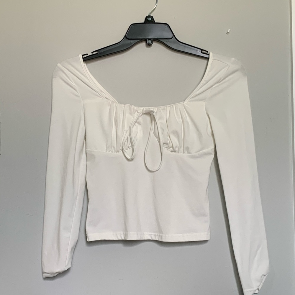 Flirty white top